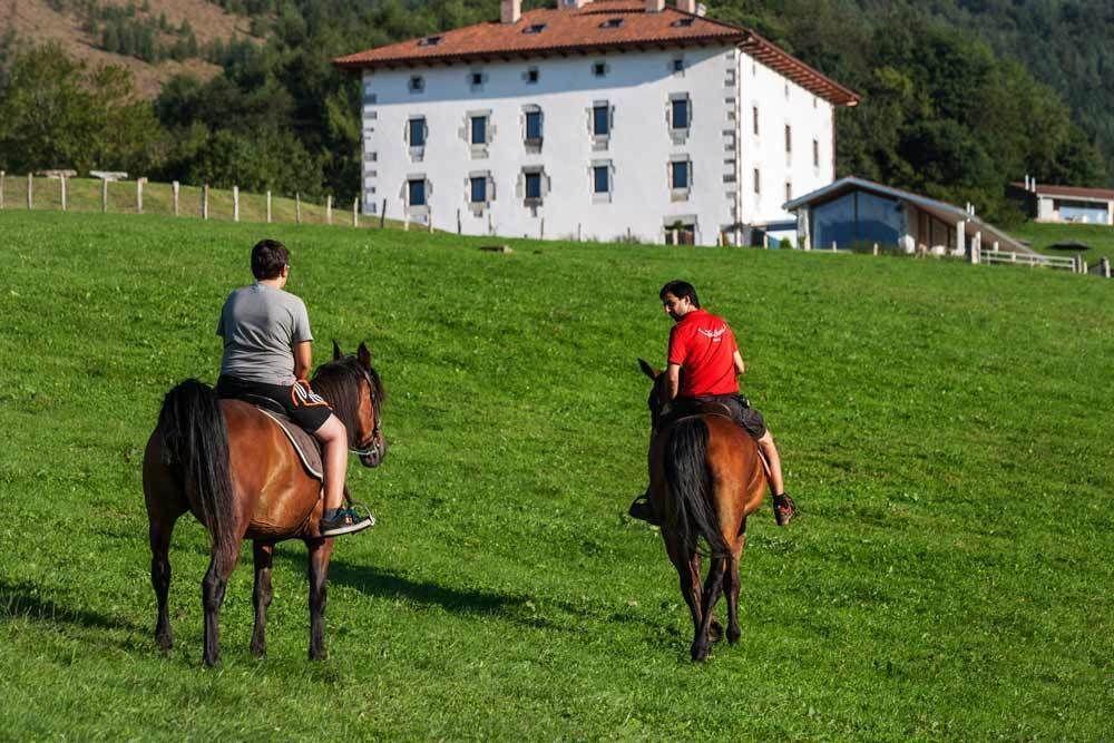 Palacio De Yrisarri By Irrisarri Land Igantzi Extérieur photo