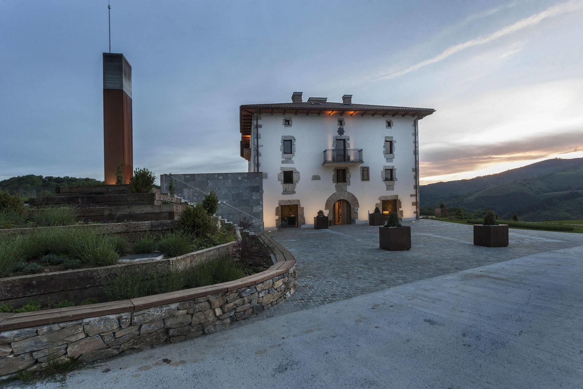 Palacio De Yrisarri By Irrisarri Land Igantzi Extérieur photo