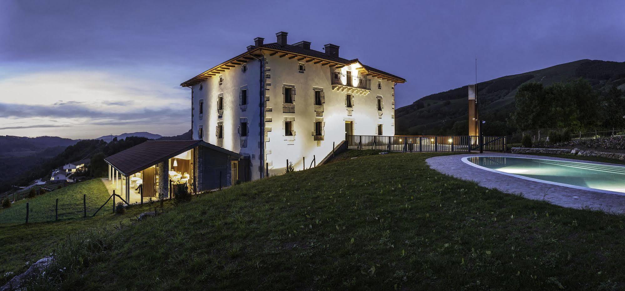 Palacio De Yrisarri By Irrisarri Land Igantzi Extérieur photo