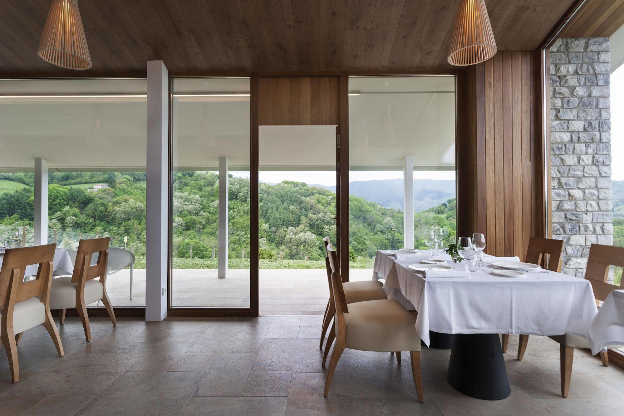 Palacio De Yrisarri By Irrisarri Land Igantzi Extérieur photo